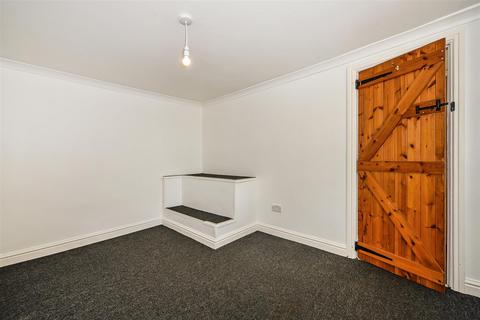 62 Adelaide Road, Andover, SP10 1HF