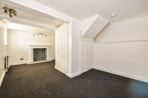 62 Adelaide Road, Andover, SP10 1HF