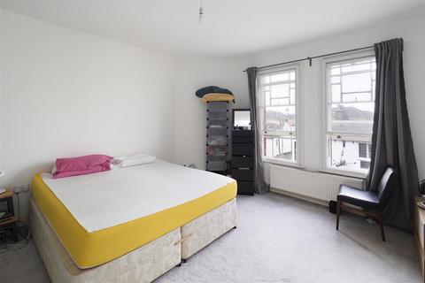 4 Bingley Road, Rochester, ME1 1BZ