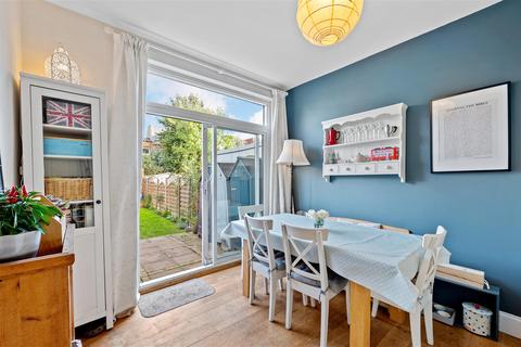 5 Stanton Road, London, SW20 8RL