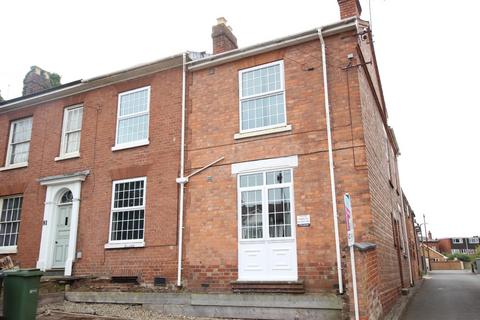 7 bedroom semi-detached house to rent, Avenue Road, Worcester WR2