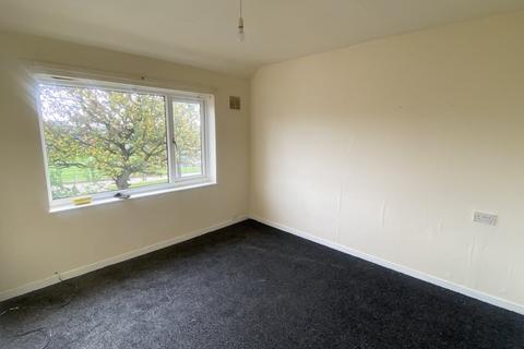 241 Broadstone Way, Bradford, BD4 9HL