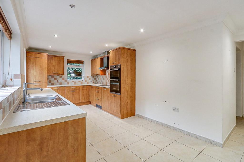 Abbots View, Buckshaft, Cinderford, Gloucestershire. GL14 3EG 4 bed