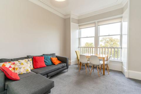 3 bedroom flat for sale - 43/12 Warrender Park Terrace, Marchmont, Edinburgh, EH9 1EB