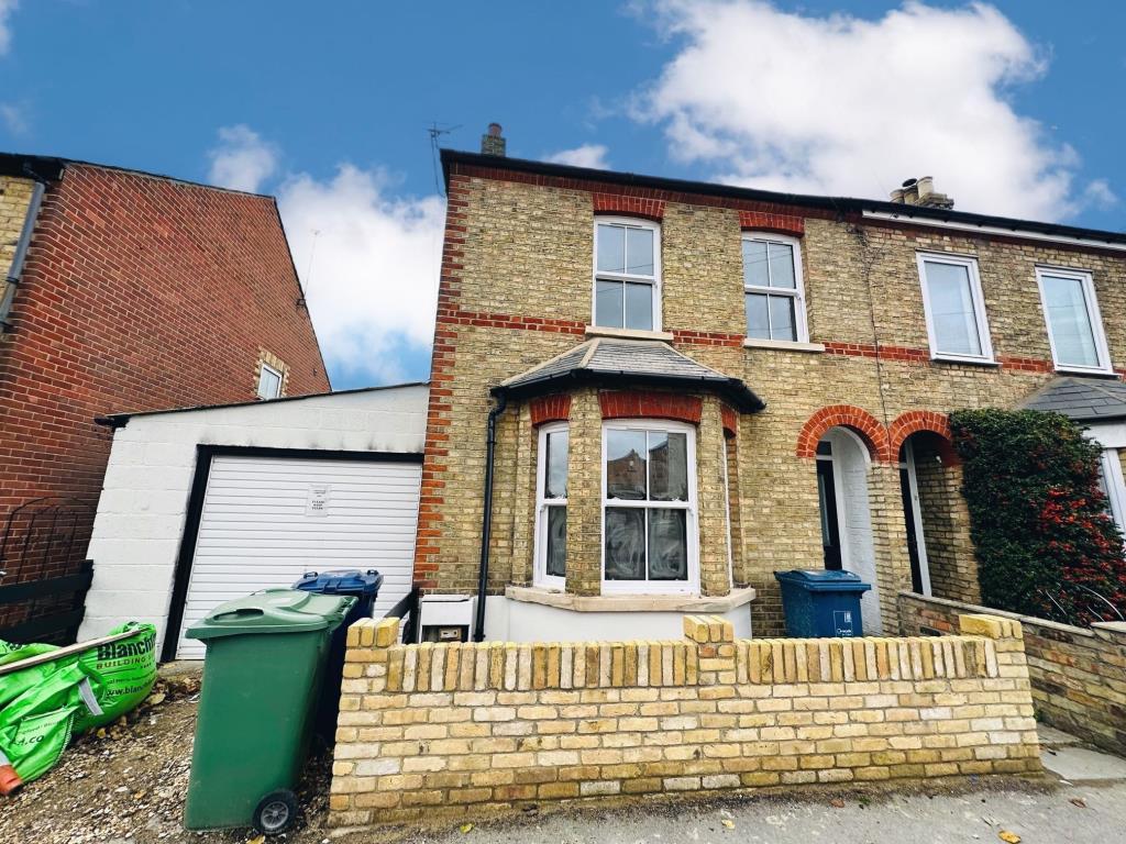 Lime Walk, Headington, OX3 4 bed end of terrace house £2,500 pcm (£