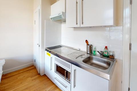 Studio to rent, 406C Hackney Road,  London, E2