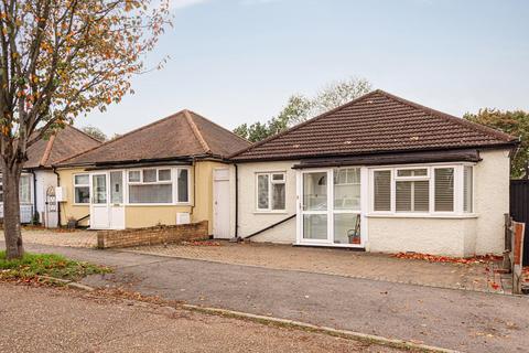 33 Donnington Road, Worcester Park, KT4 8EL
