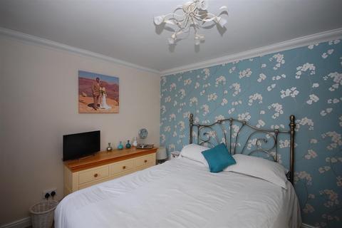21 Pasture Close, Sherburn In Elmet, Leeds, LS25 6LJ