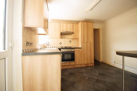 2 bedroom flat for sale, Cromwell Avenue, Filey YO14