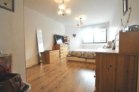 1 bedroom flat to rent, East Barnet Road, Barnet