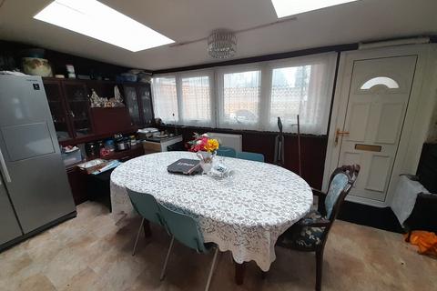1 Archer Close, Leicester, LE4 7RA