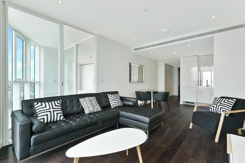 Sky Gardens, Wandsworth Road, Vauxhall SW8 2 bed apartment £3,250 pcm