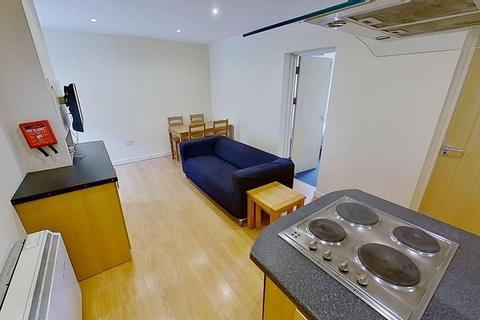 3 bedroom flat to rent, 168a, North Sherwood Street, NOTTINGHAM NG1 4EF