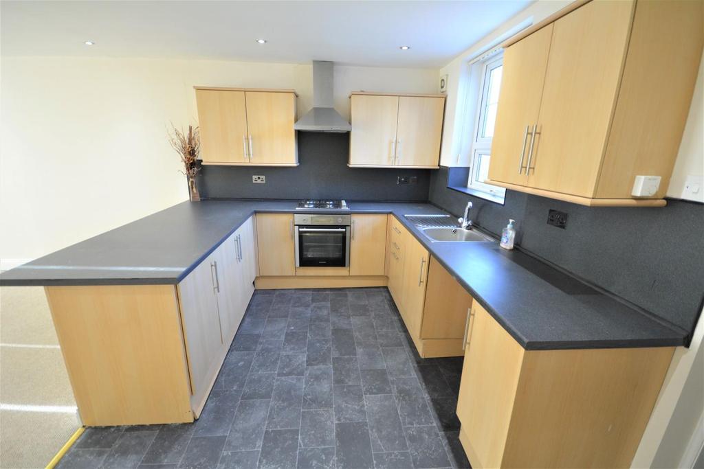 Shirley Terrace, Evenwood, Auckland, DL14 9RB 2 bed flat £375