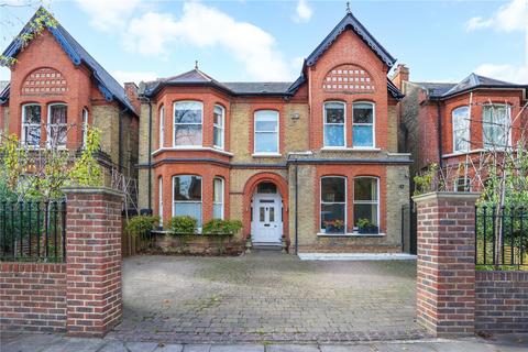 14 Culmington Road, London, W13 9NR
