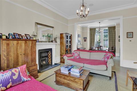 14 Culmington Road, London, W13 9NR