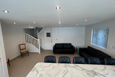undefined, Langley Close, Headington, Oxford, Oxfordshire, OX3
