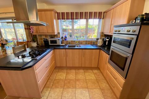 11 Avebury Way, Northampton, NN4 0QD
