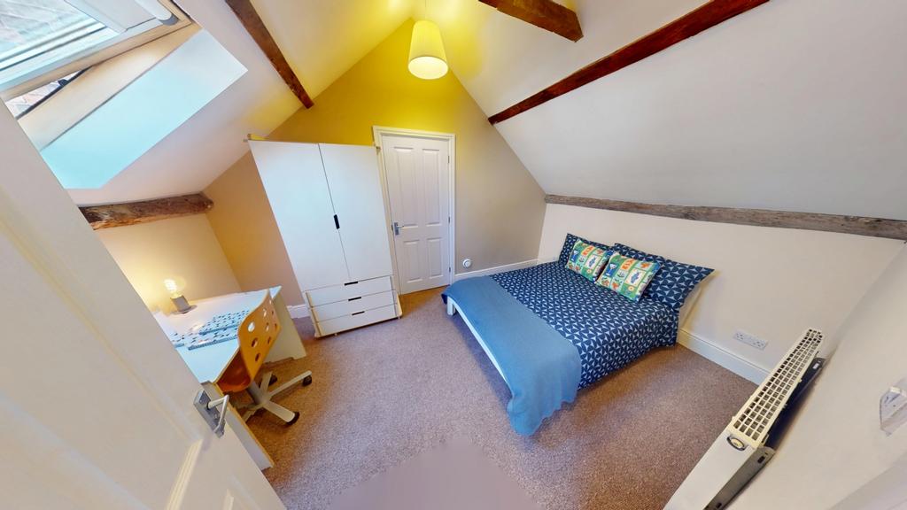 151-Wollaton-07152025 114159