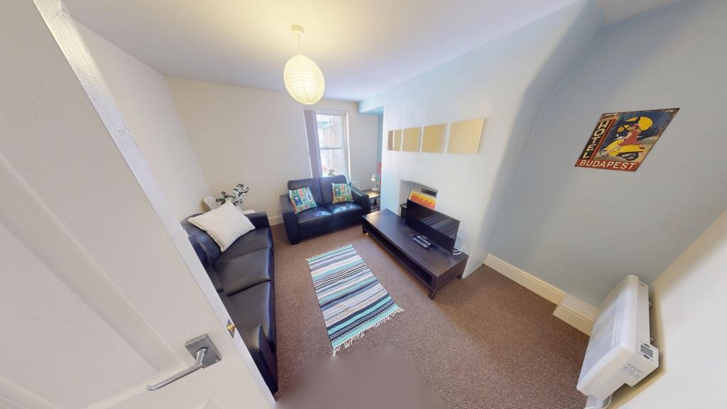 151-Wollaton-07152025 113204