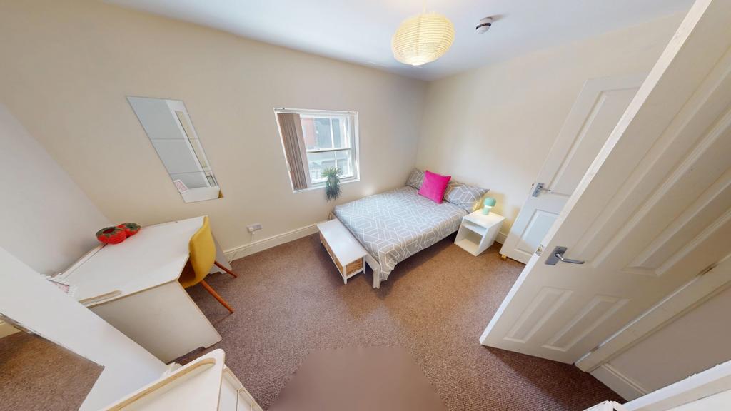 151-Wollaton-07152025 113922