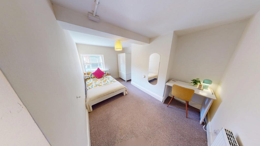 151-Wollaton-07152025 113734