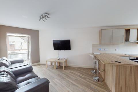 3 bedroom apartment to rent, Flat 3, 6 Kilbourn Street, Nottingham, NG3 1BD