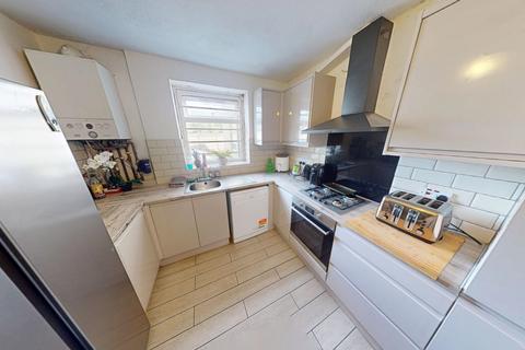 5 bedroom ground floor flat to rent, Flat A, 16A Colville Street, Nottingham, NG1 4HQ