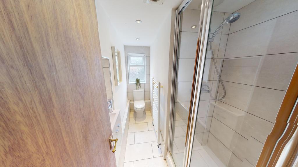 Flat-B-16 A-Colville-St-09042024 145953