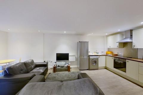 2 bedroom flat to rent, Flat 3.5 Cymbeline House,  NG1 4FQ