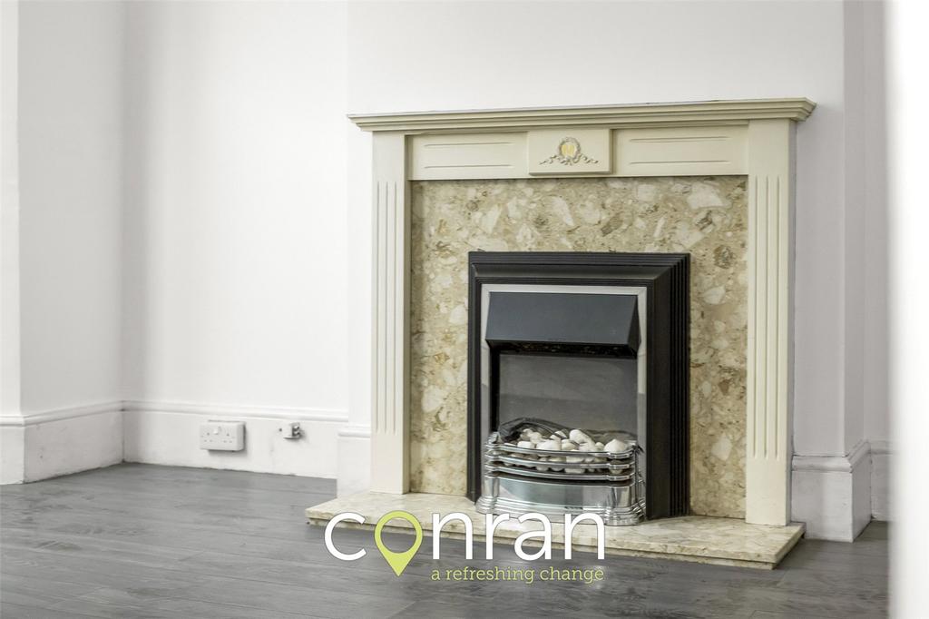 Dupree Road, Charlton, SE7 1 bed apartment £1,400 pcm (£323 pw)
