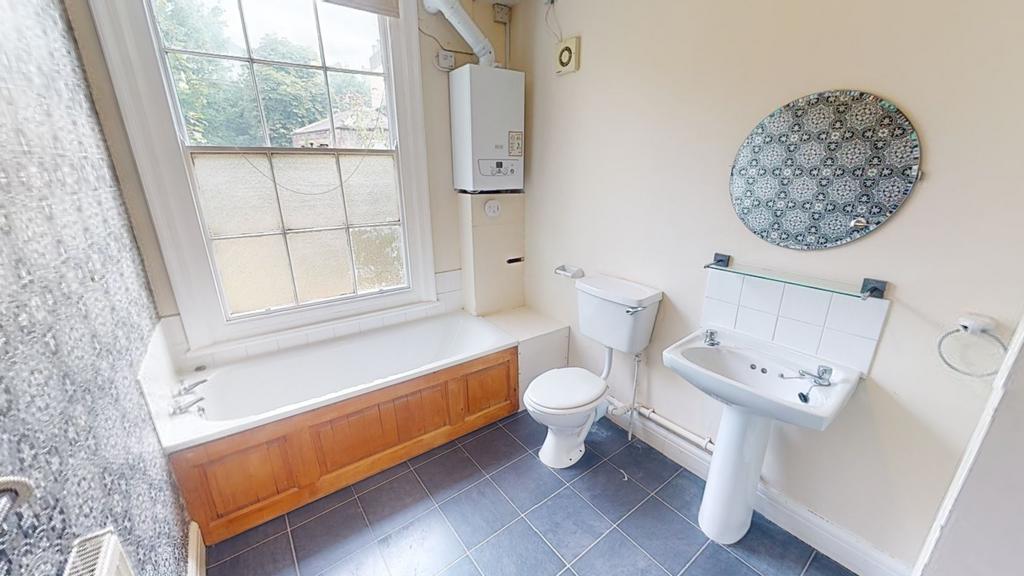3 Forest Bathroom