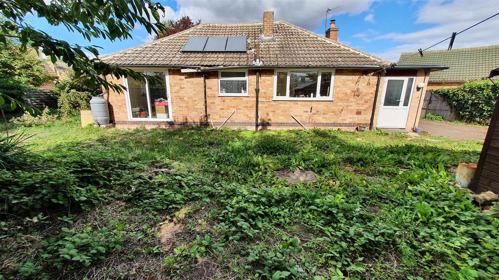 Manor Road, Bingham 3 bed bungalow £190,000
