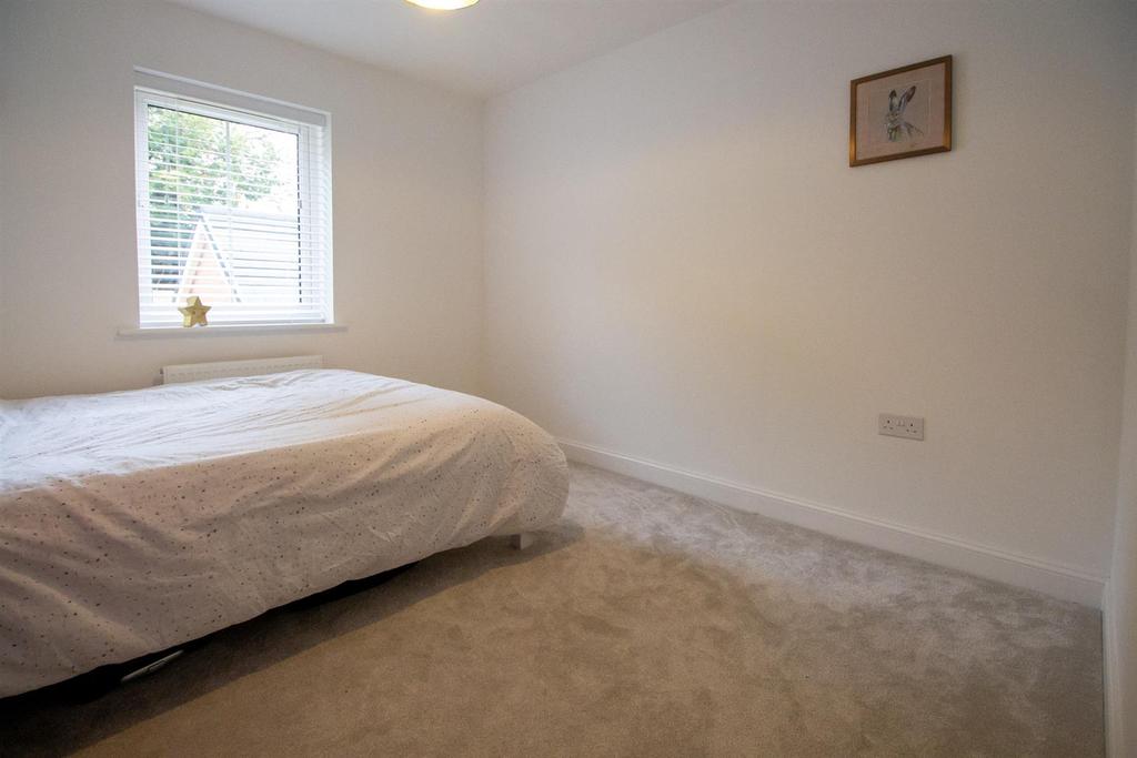 7 Clementina C - Bedroom-2.jpg