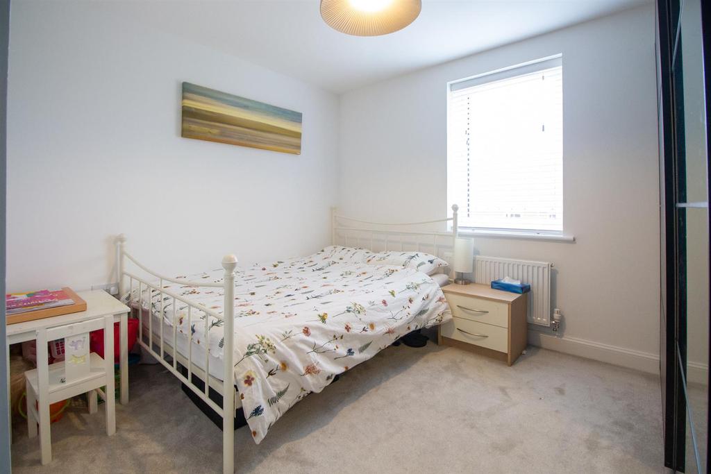 7 Clementina C - Bedroom-3.jpg