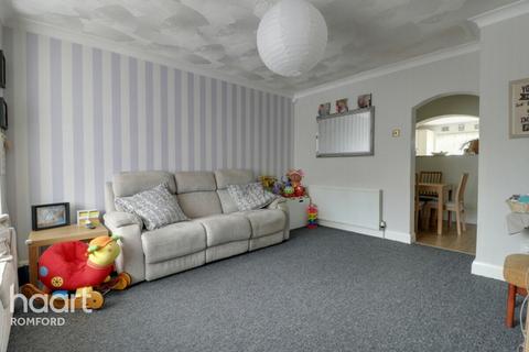 26 Recreation Avenue, Romford, RM7 9ET