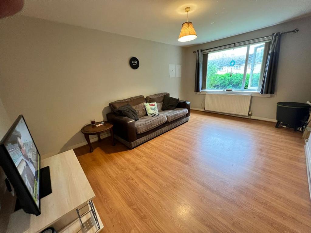 140 Quebec Drive, East Kilbride... 1 bed flat £48,000