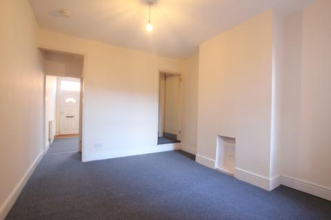 2 bedroom terraced house to rent, Vincent Road, Worcester