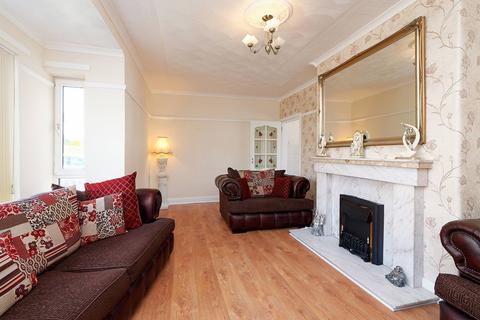 32 Aitkenhead Avenue, Coatbridge, ML5 5SH