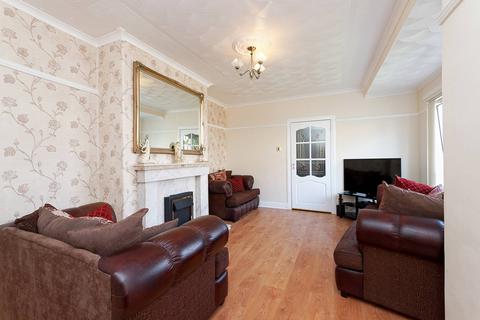 32 Aitkenhead Avenue, Coatbridge, ML5 5SH