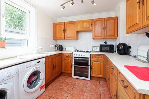 32 Aitkenhead Avenue, Coatbridge, ML5 5SH