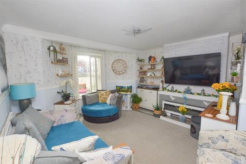 1 bedroom flat for sale - Cavendish Place, Eastbourne