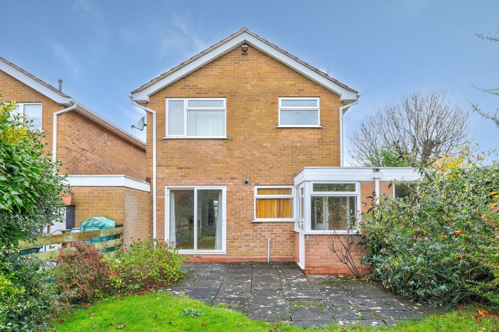 Copt Heath Drive, Knowle, B93 3 bed link detached house £450,000