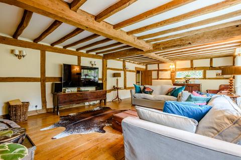 6 bedroom equestrian property for sale, Okehurst Lane, Billingshurst, West Sussex