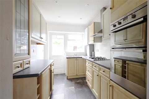 5 Hind Crescent, Erith, DA8 3BP
