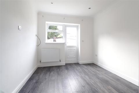 5 Hind Crescent, Erith, DA8 3BP