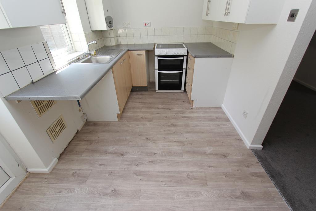 The Wells Road, St Anns, Nottingham, NG3 2 bed semidetached house to