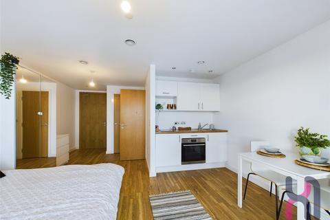 1 bedroom property for sale, The Tower, 19 Plaza Boulevard, Liverpool, L8