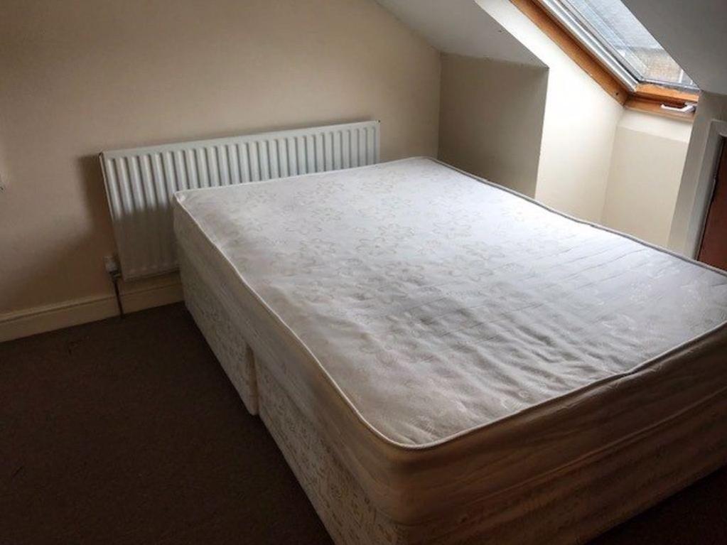 House in Oxford - More