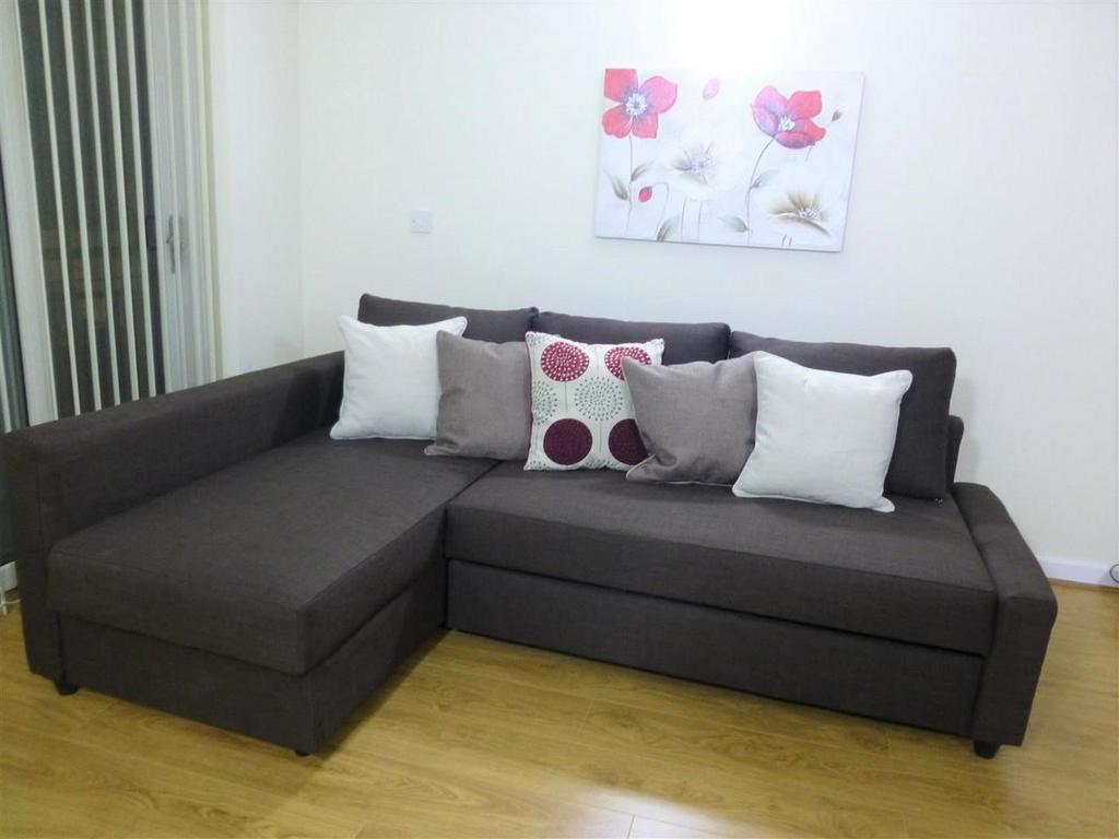 Lounge.jpg